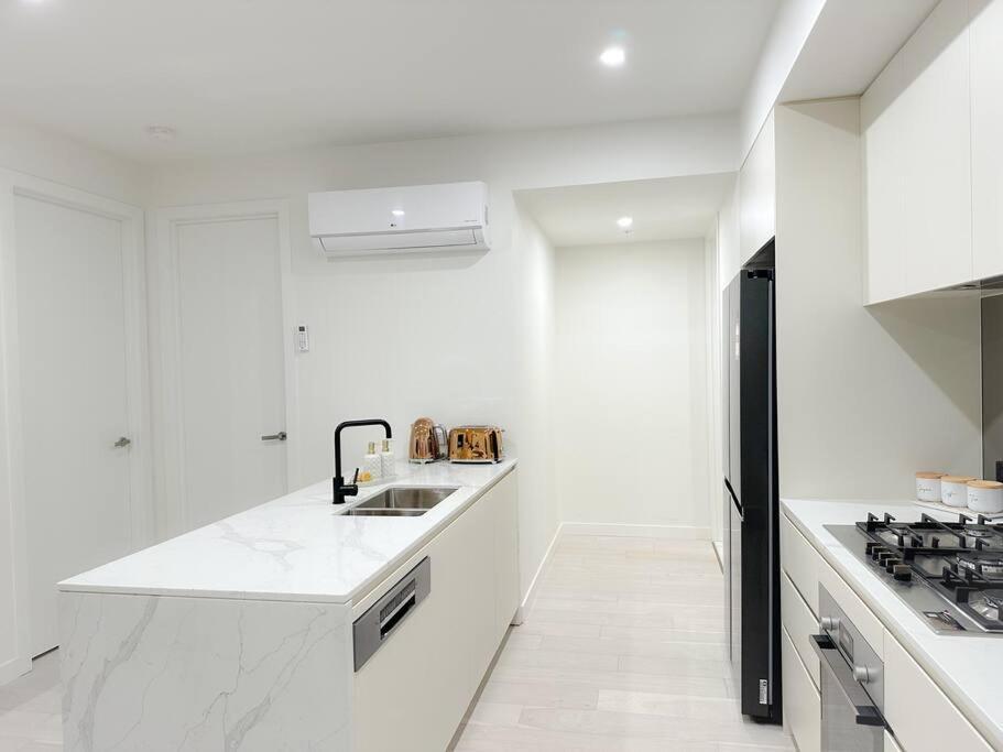 Shine Keysborough High-End Family Home, Netflix, Top Location 외부 사진