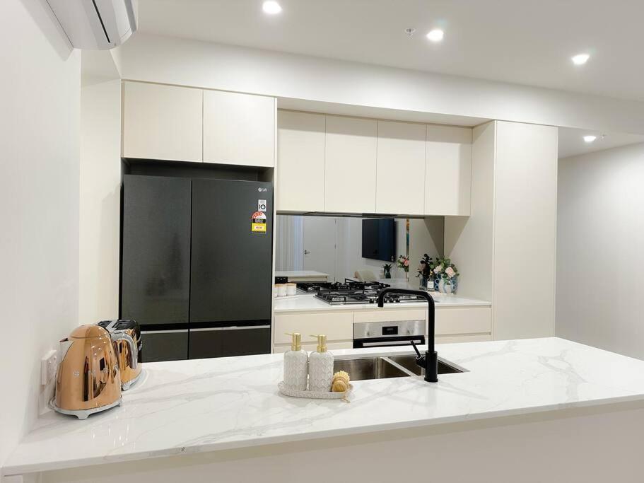 Shine Keysborough High-End Family Home, Netflix, Top Location 외부 사진