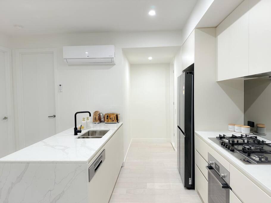 Shine Keysborough High-End Family Home, Netflix, Top Location 외부 사진